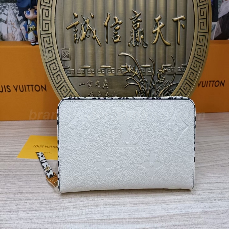 LV Wallets 63